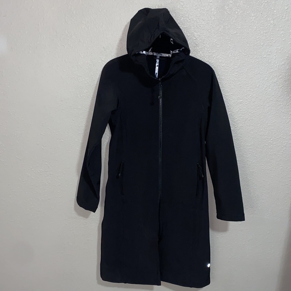 Lululemon Black Long Rain Jacket Size 4